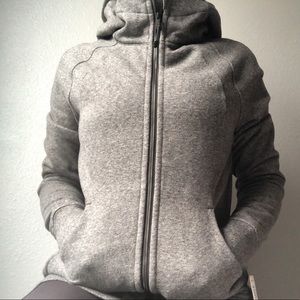 NEW  size 12 lululemon Scuba Hoodie IV